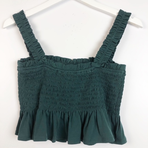 ✨ BCBGeneration emerald green tank top shirt - Picture 3 of 8